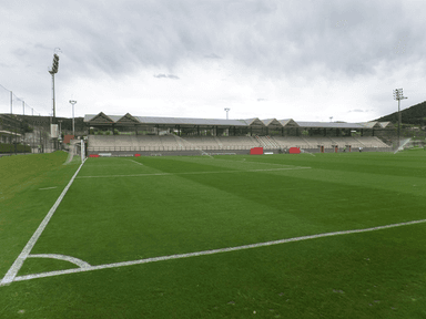Instalaciones de Lezama Campo 2